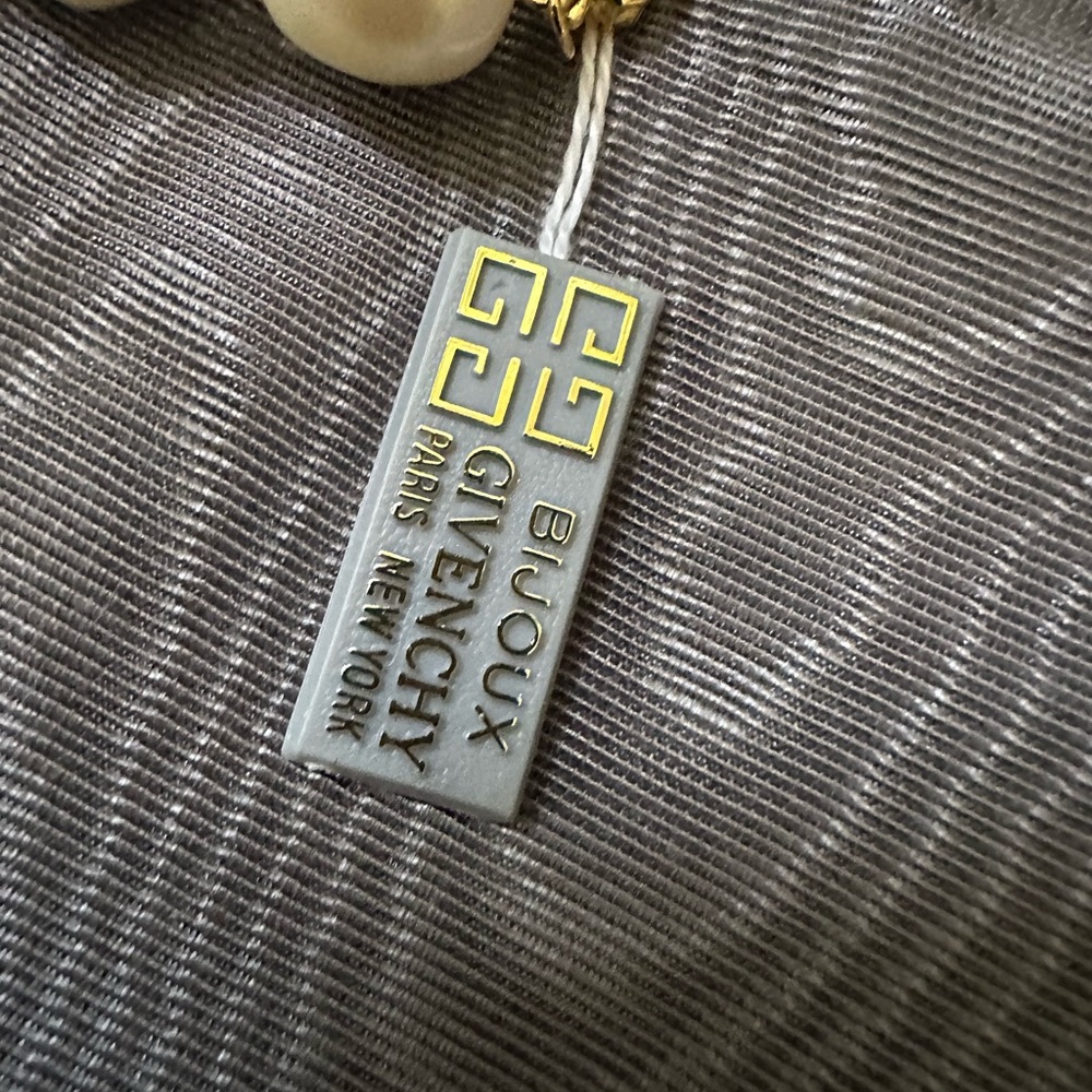 Givenchy Simulated Pearl Necklace with Gold Accents - Picture 4 of 5